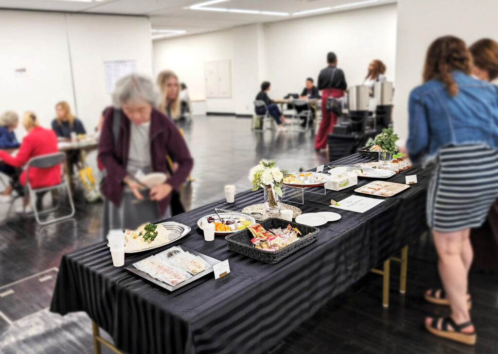 富山県民会館　国際会議でのコーヒーブレイク