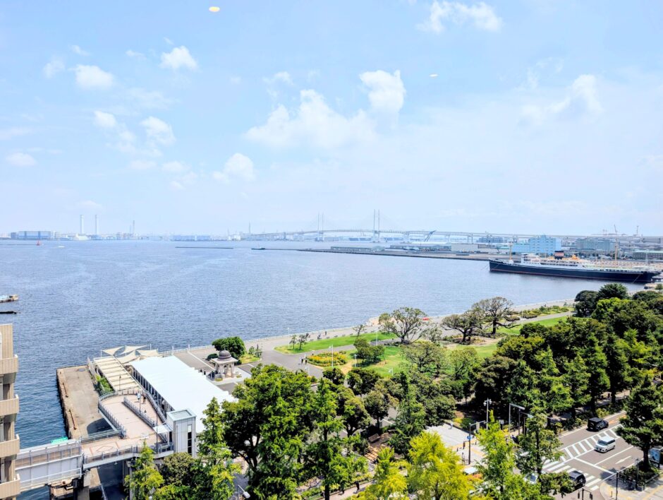 横浜港